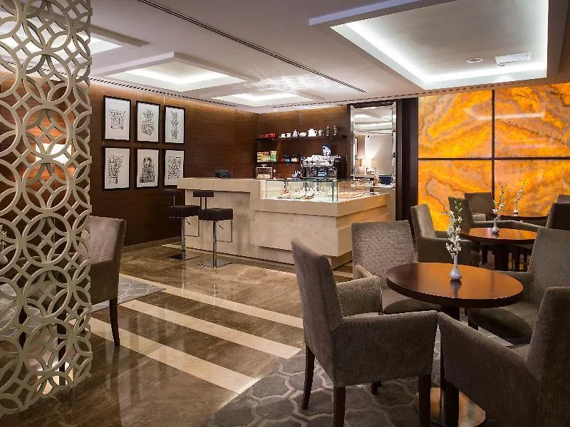 Majestic City Retreat Hotel Dubaj