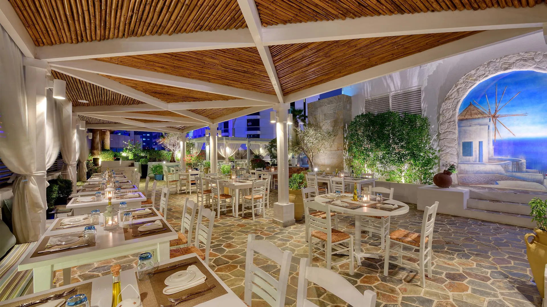 דובאי Majestic City Retreat Hotel 4*,  איחוד האמירויות הערביות